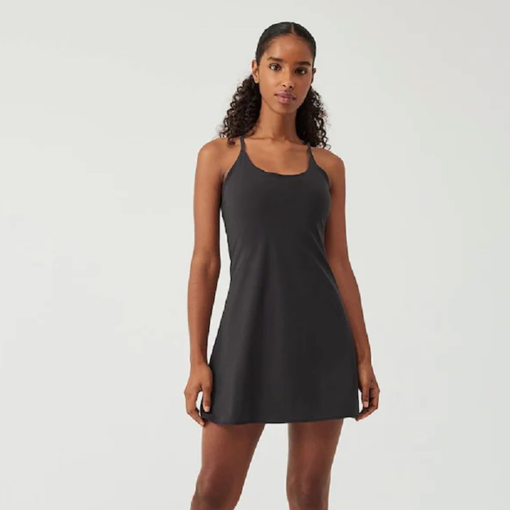 Outdoor Voices The Exercise Dress in Black